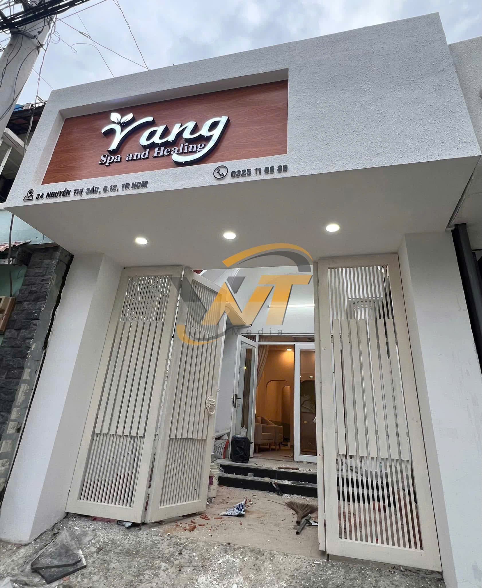 Thi công bảng hiệu quảng cáo tại TPHCM - VNT Media