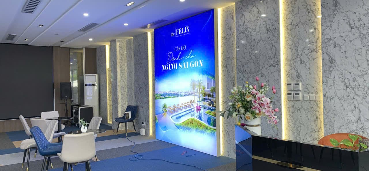 Thi công pano LED ngoài trời tại TPHCM - VNT Media